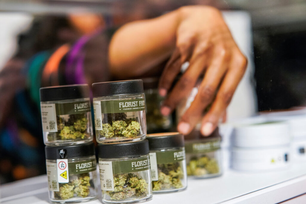 buy cannabis in New York